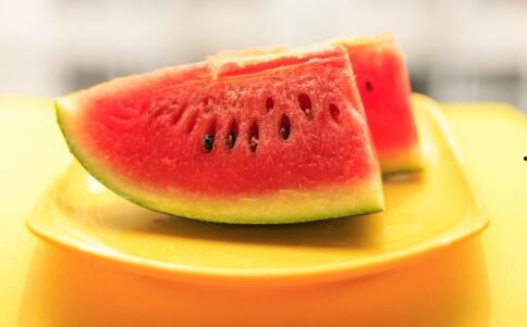 夏天吃瓜后续,揭秘夏天吃瓜的五大益处