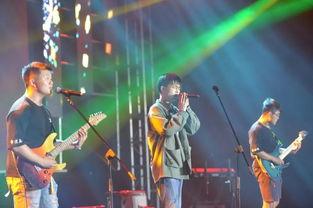 吃瓜向阳花乐队