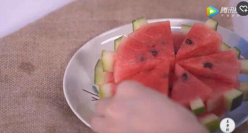 每日花样吃瓜,揭秘娱乐圈幕后故事