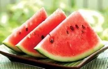 吃瓜先吃皮西瓜种子